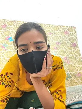 Snapshot of ks536191 chatting on 10.31.25 ks536191 online show from 10.31.25