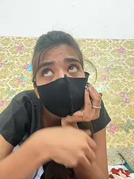 Snapshot of ks536191 chatting on 11.01.25 ks536191 online show from 11.01.25