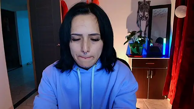 TinnaDawsom online show from 10.17.25