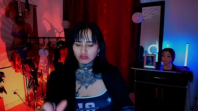 TinnaDawsom online show from 12.03.25