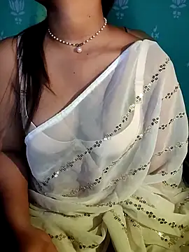 QueenOfHeart 07 online show from 11.07.25