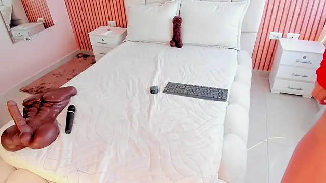 SofiiSweet  online show from 11.13.25