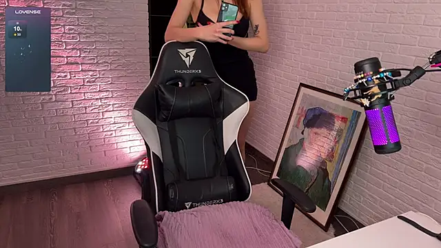 mirai meeow online show from 01.21.25