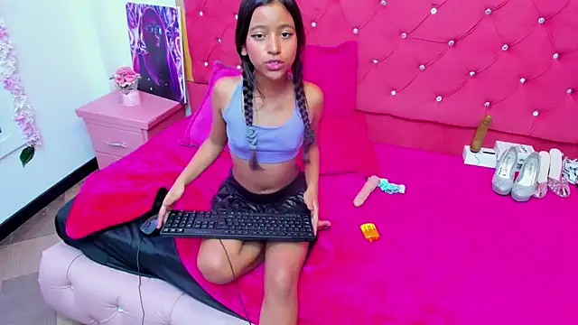 SamaraPrice69 online show from 01.16.25