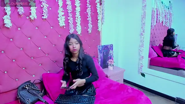 SamaraPrice69 online show from 01.25.25