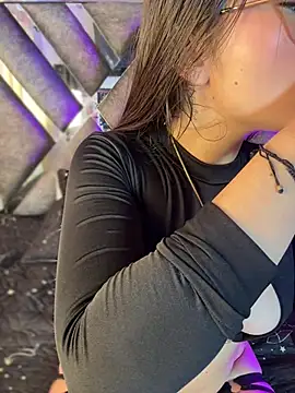 LylaLee111 online show from 03.03.25