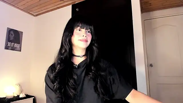 Snapshot of HannaKim chatting on 02.13.26 HannaKim online show from 02.13.26