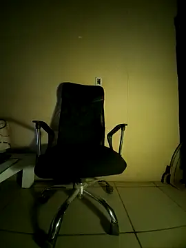 Snapshot of vergapeludaaa chatting on 06.18.26 vergapeludaaa online show from 06.18.26