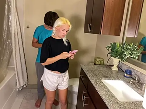 girlfriendmissy online show from 04.04.26