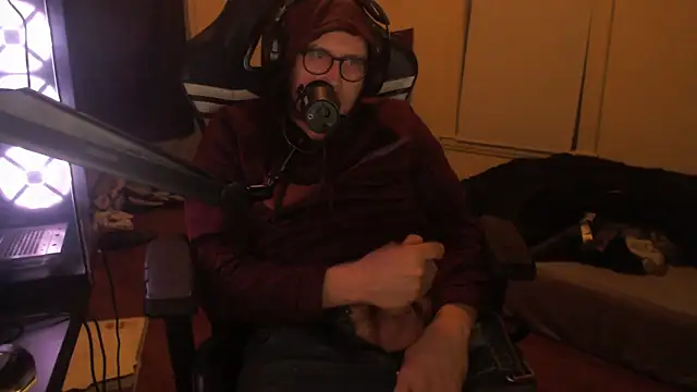 chicostick413 online show from 10.18.25