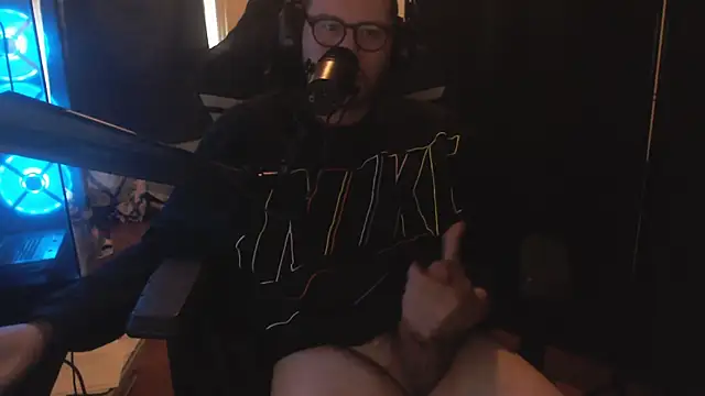 chicostick413 online show from 11.06.25