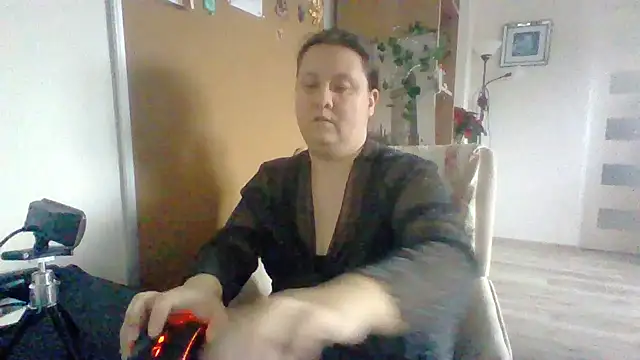 ReifeVenna online show from 12.15.24