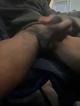 Snapshot of tevinhawkin chatting on 12.29.24 tevinhawkin online show from 12.29.24