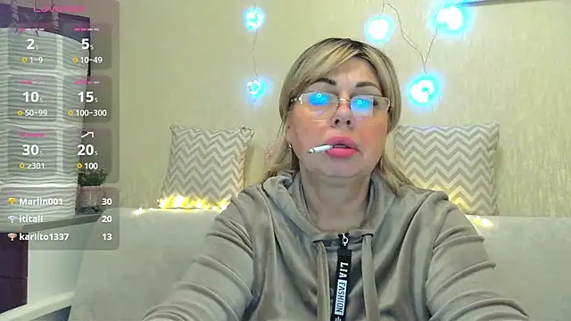 Snapshot of SusieNoreen chatting on 01.19.25 SusieNoreen online show from 01.19.25