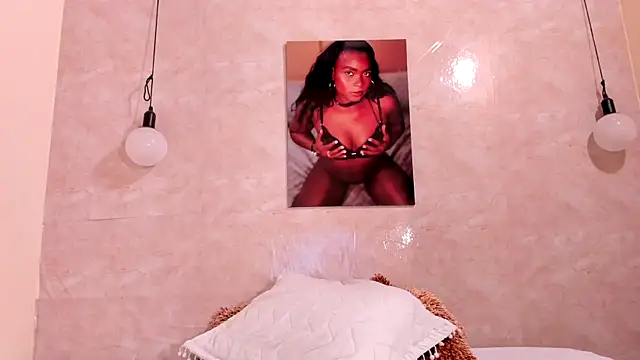 NicolVilla online show from 03.17.25