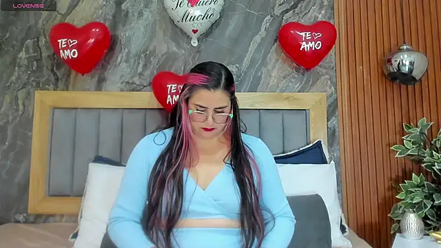 BellaPeers  online show from 02.14.25