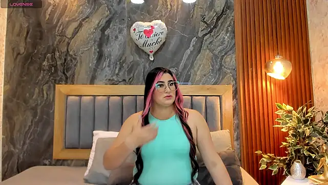 BellaPeers  online show from 02.18.25