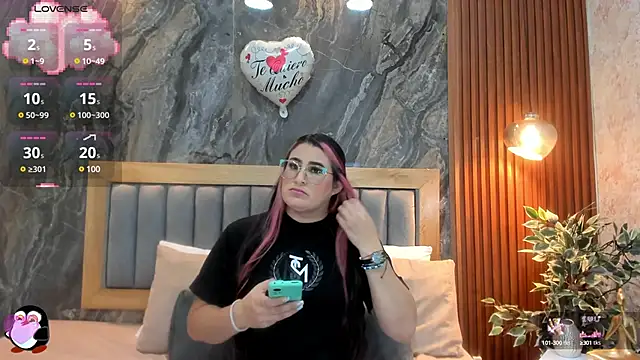 BellaPeers  online show from 02.19.25