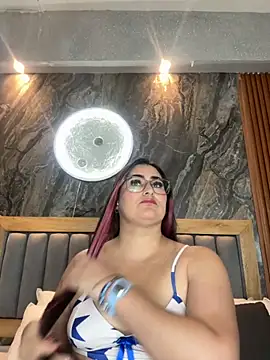 BellaPeers  online show from 09.23.25