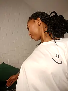 Shria107 online show from 02.18.26