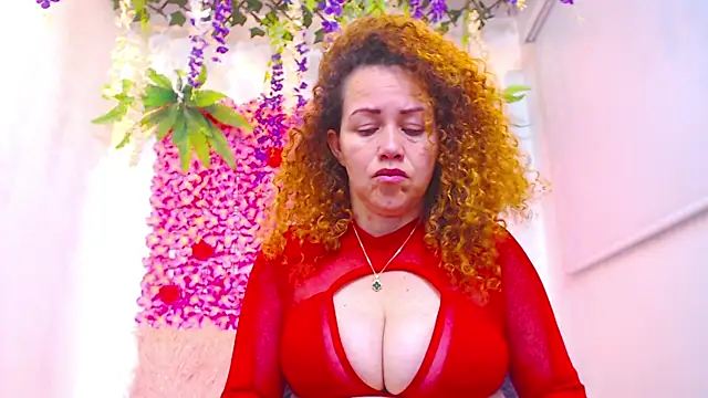 BLONDE SEXYHOT online show from 11.19.25