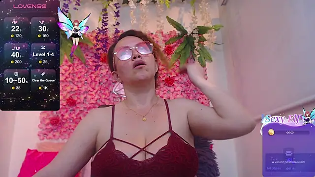 BLONDE SEXYHOT online show from 01.06.26