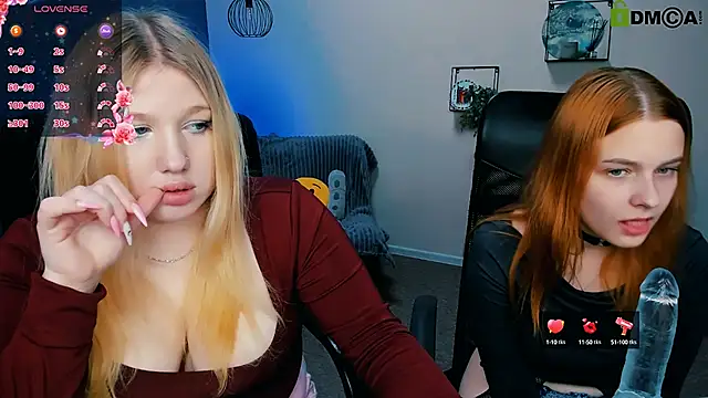Snapshot of juli_kisss chatting on 03.12.25 juli kisss online show from 03.12.25