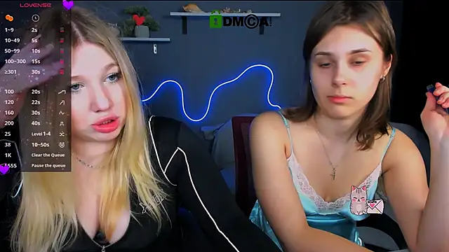Snapshot of juli_kisss chatting on 03.14.25 juli kisss online show from 03.14.25