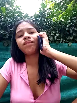 Snapshot of Little_Pau_Dirty chatting on 01.15.25 Little Pau Dirty online show from 01.15.25