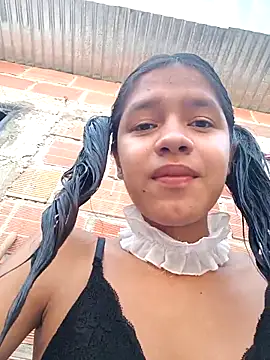 Little Pau Dirty online show from 10.31.25