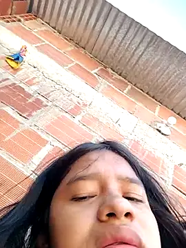 Little Pau Dirty online show from 11.05.25