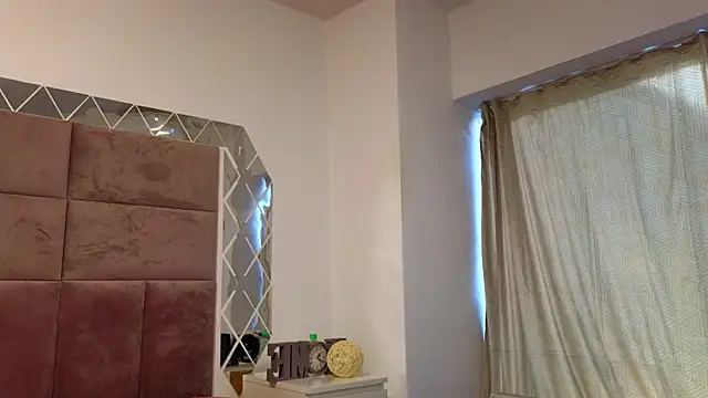 SweetScribe online show from 01.09.25