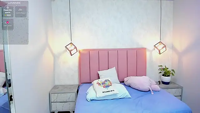 Snapshot of MAILYLOVE1 chatting on 03.06.25 MAILYLOVE1 online show from 03.06.25