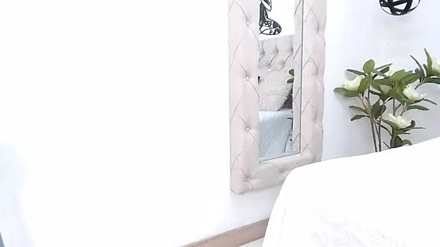 Snapshot of natasha_cortez chatting on 12.30.24 natasha cortez online show from 12.30.24