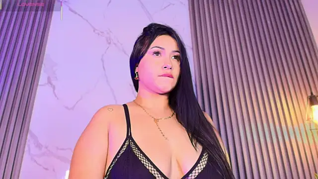 Snapshot of Iamvictoria06 chatting on 11.03.25 Iamvictoria06 online show from 11.03.25