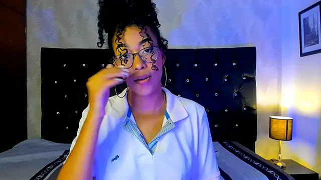 sasha fox00 online show from 01.17.25