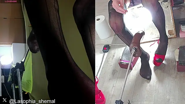 Snapshot of Lasofia chatting on 02.01.25 Lasofia online show from 02.01.25