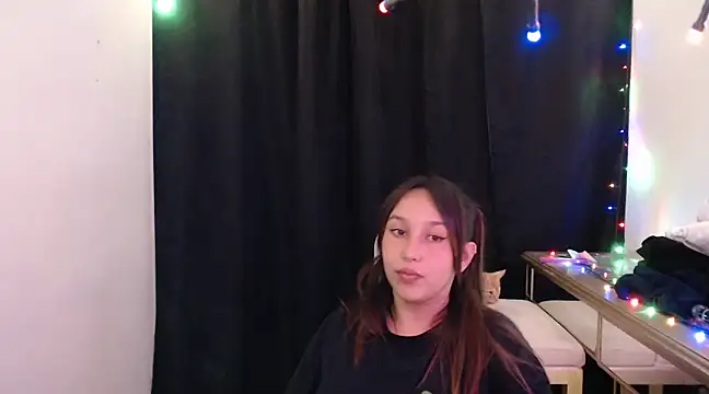 Skarlet Adams28 online show from 01.21.25