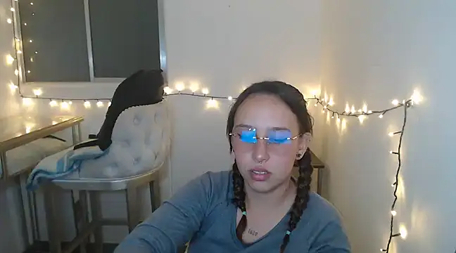 Skarlet Adams28 online show from 02.01.25