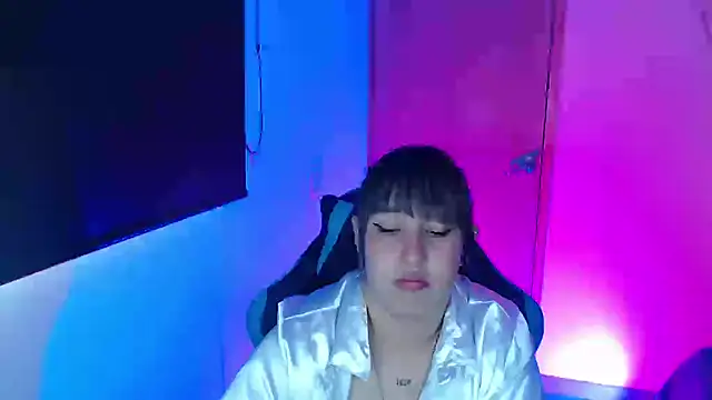 Skarlet Adams28 online show from 04.21.26