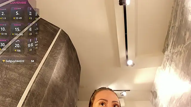 juliasprousse  online show from 01.14.25