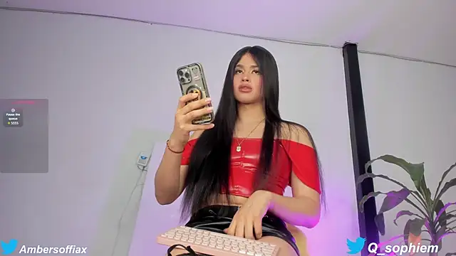 Queensophie m online show from 11.29.25