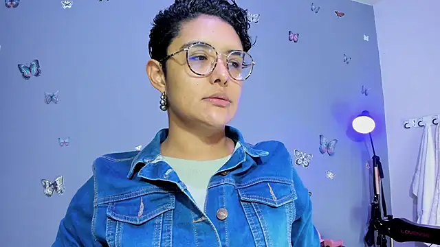 Snapshot of Kaira_mosse chatting on 11.04.25 Kaira mosse online show from 11.04.25