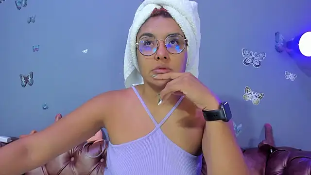 Kaira mosse online show from 03.25.26