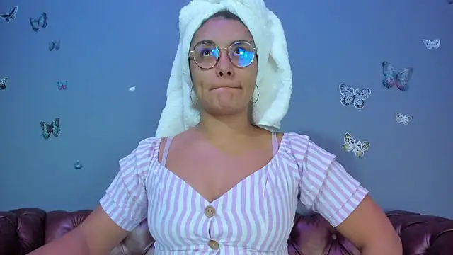 Kaira mosse online show from 07.14.26