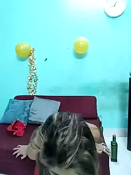 Snapshot of Somee77 chatting on 01.04.25 Somee77 online show from 01.04.25