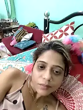 Snapshot of Somee77 chatting on 02.05.25 Somee77 online show from 02.05.25