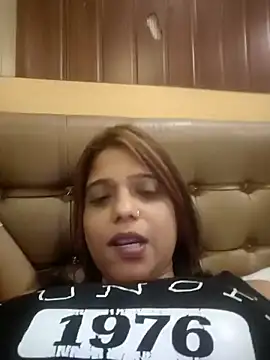 Snapshot of Somee77 chatting on 03.21.25 Somee77 online show from 03.21.25