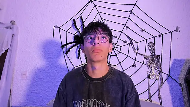 alexandersawyer online show from 10.10.25