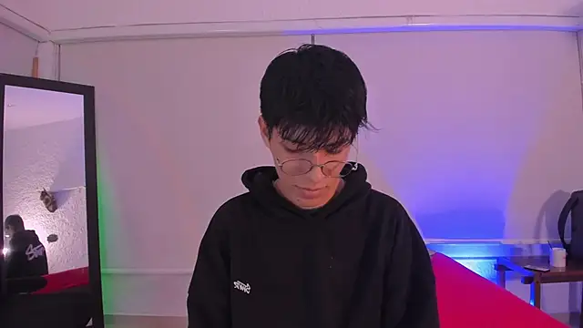 alexandersawyer online show from 10.20.25